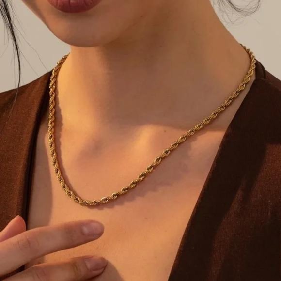 New 18K Gold Twisted Chain Minimalist Necklace, NICE NECKLACE, CUTE NECKLACE - Picture 4 of 5
